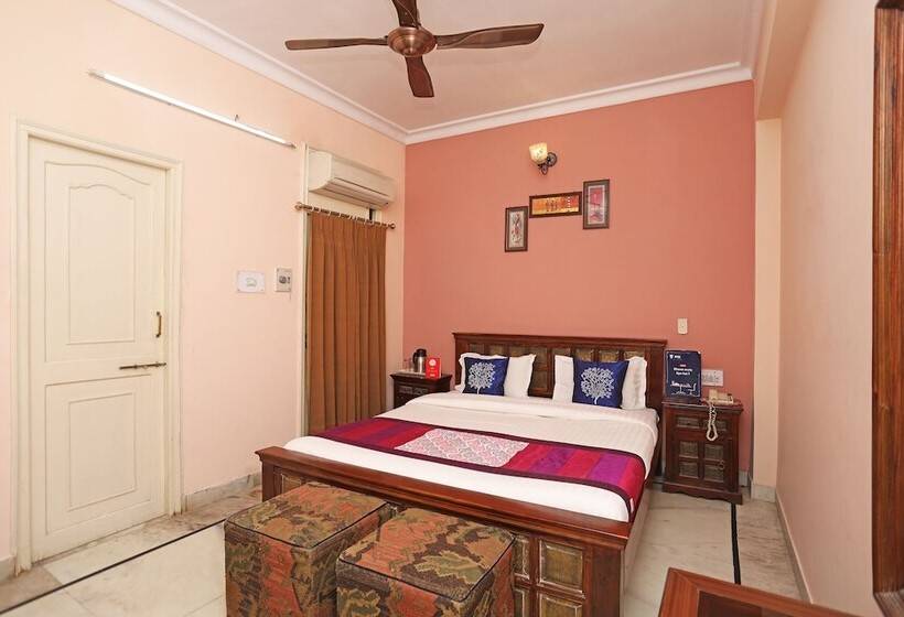 Oyo 10326 Hotel The Indra Inn