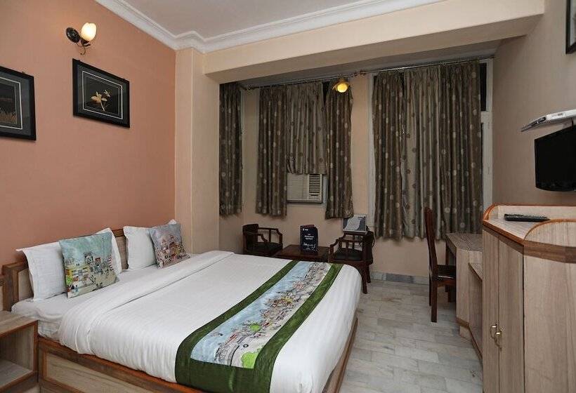 Oyo 10326 Hotel The Indra Inn