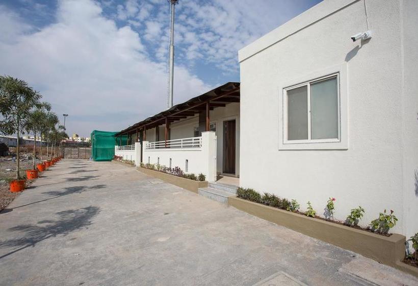 Oyo 10939 Hotel Sangam