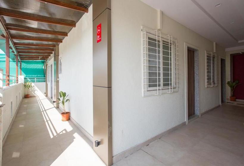 Oyo 10939 Hotel Sangam