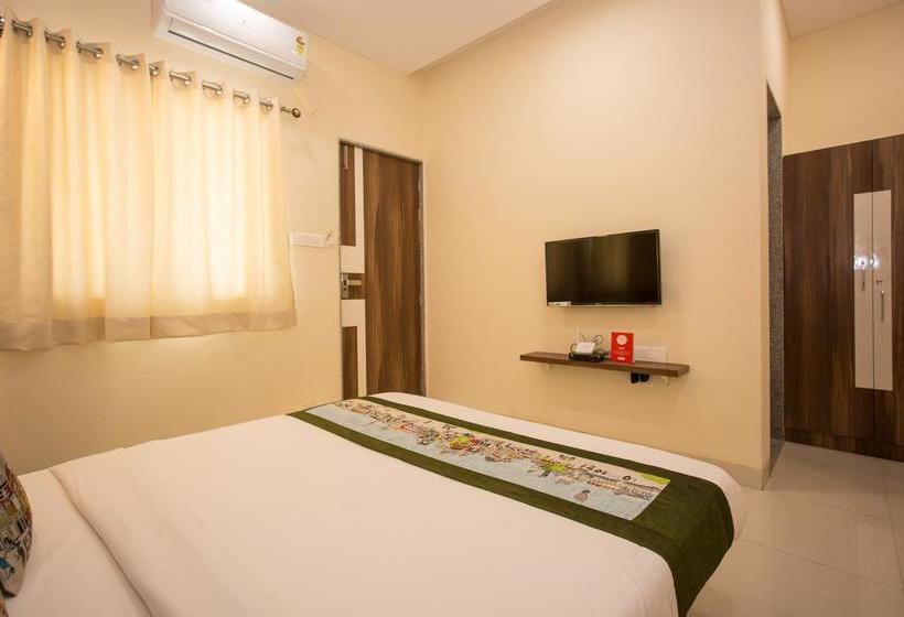 Oyo 10939 Hotel Sangam