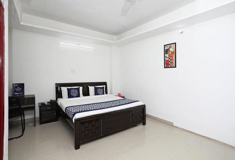 Oyo 9770 Hotel Urban Comfort