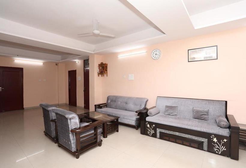 Oyo 9770 Hotel Urban Comfort