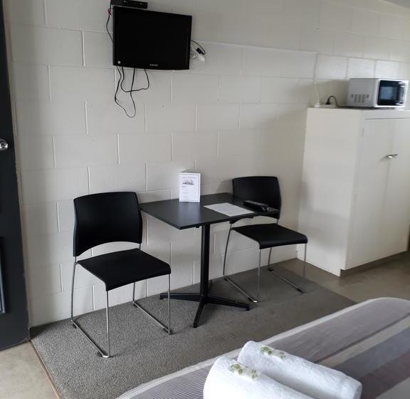 Railway Hotel/motel Hokitika