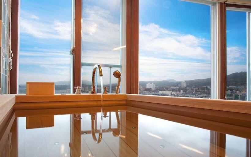 Курорт November Kids & Spa