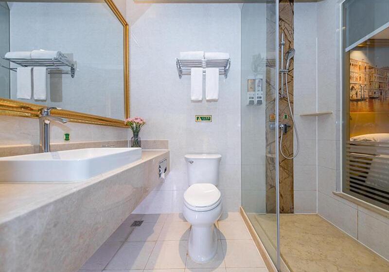 Vienna Hotel Wuhan Panlong City