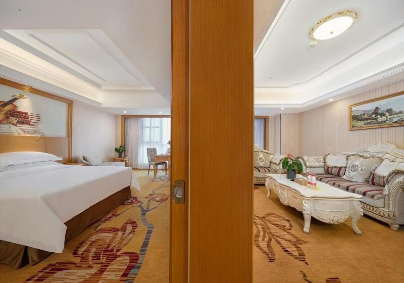 Vienna Hotel Zhengzhou Zhongyuan Futa