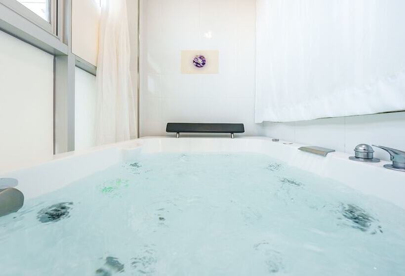 Geoje Forest Morning Spa Pension