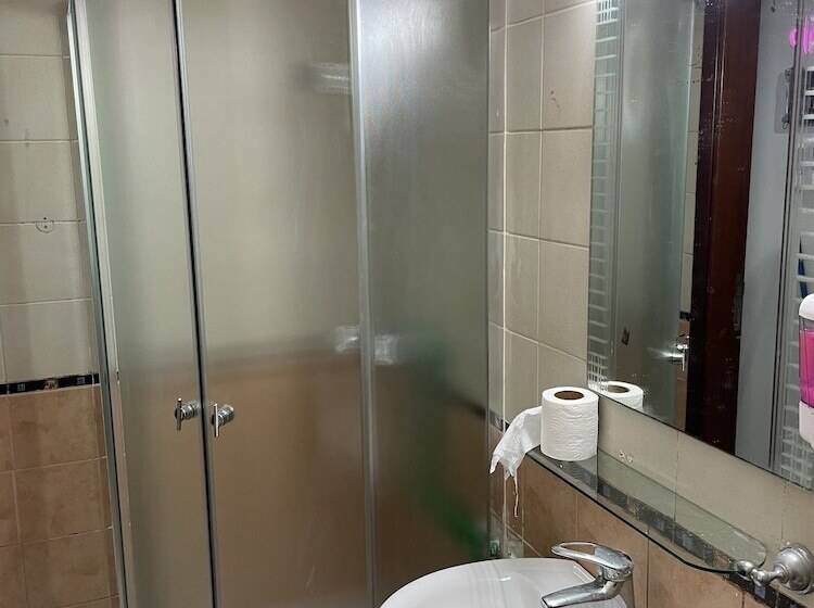 Albarsha 1 Hostel By Phm