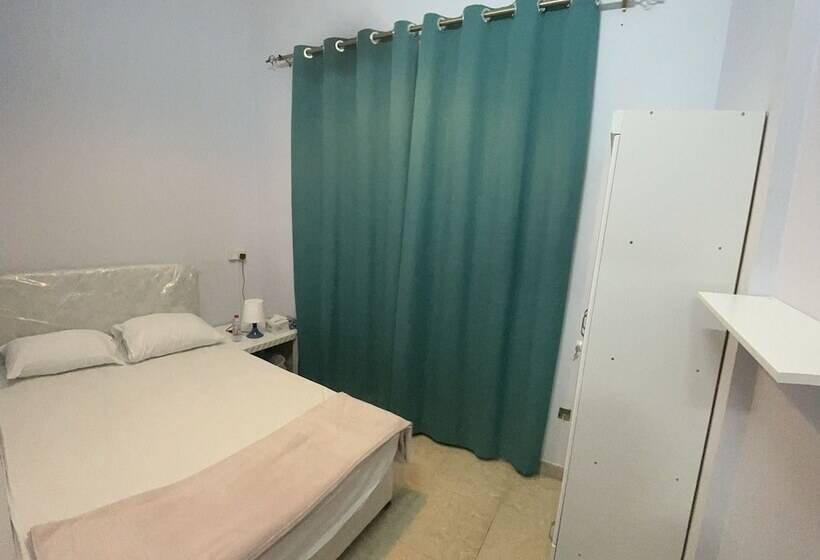 Albarsha 1 Hostel By Phm