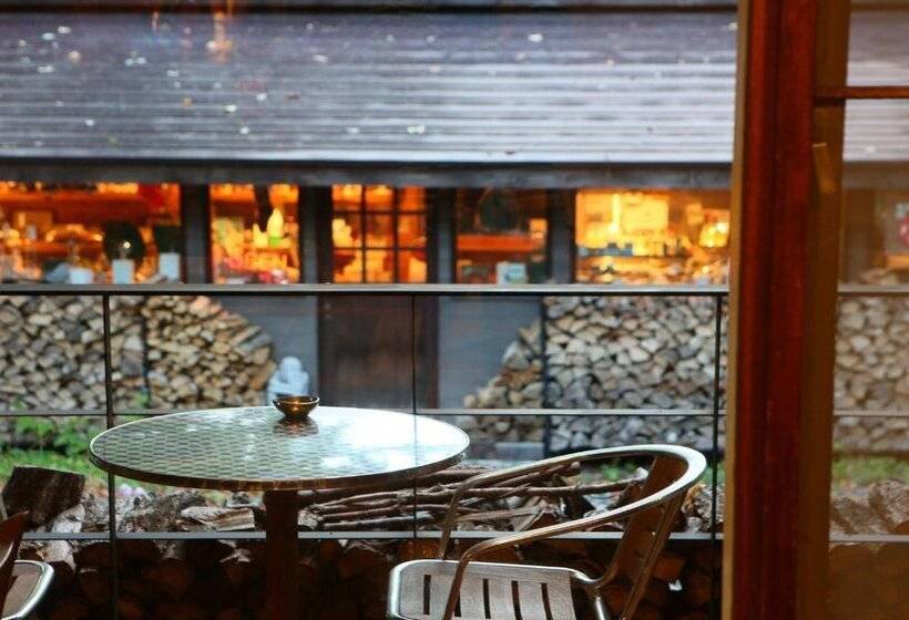 호스텔 Pension Tomato