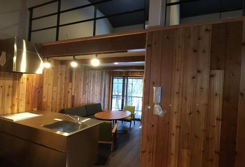 호스텔 Pension Tomato