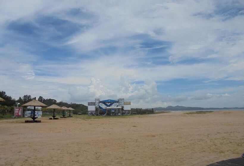 Antique Courtyard B&b