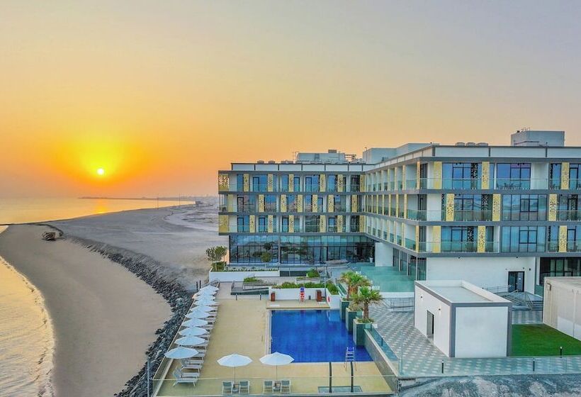 Beach Bay Hotel Mirfa