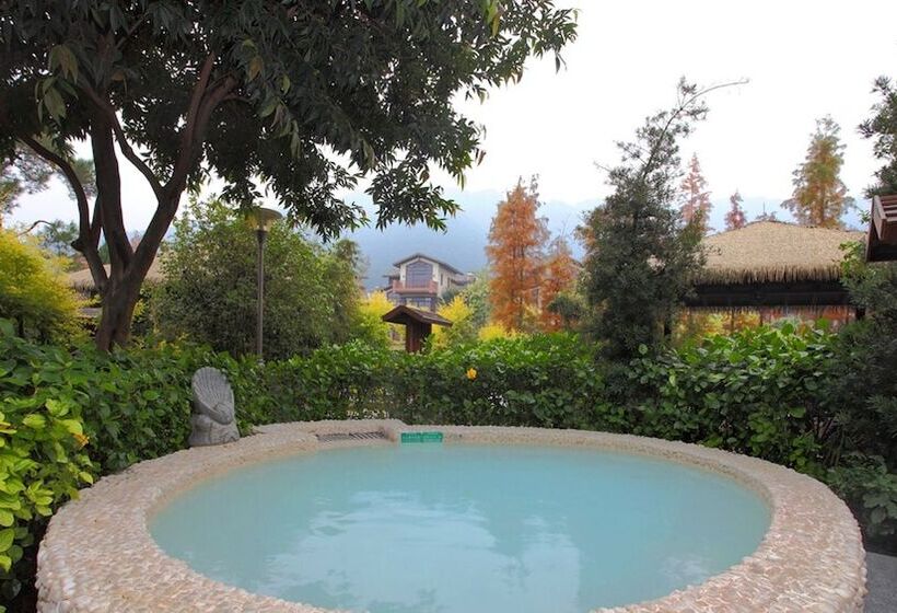 Country Garden Holiday Hot Spring Hotel Fogang