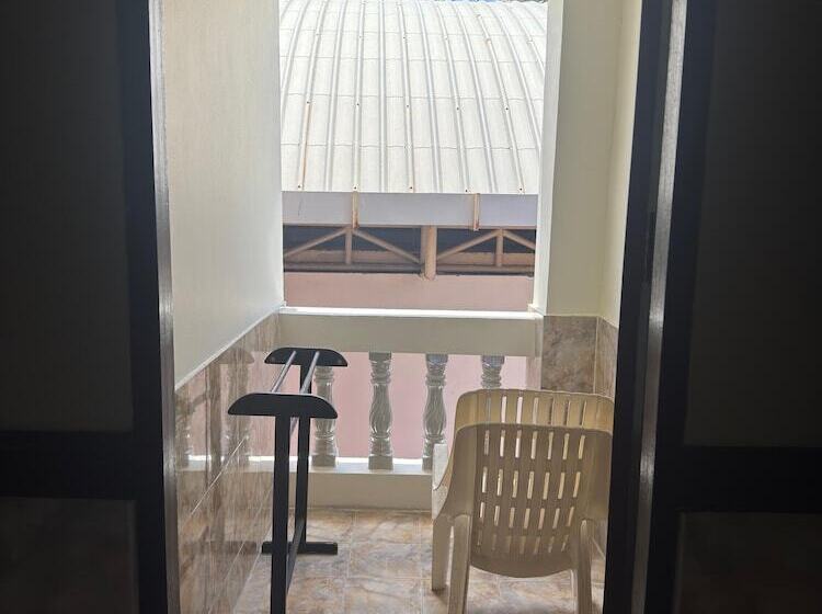 호텔 Kata Palace Phuket