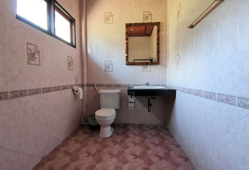 호텔 Lanta Whiterock Resort