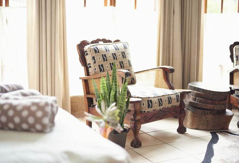 膳宿费 800 At Merton