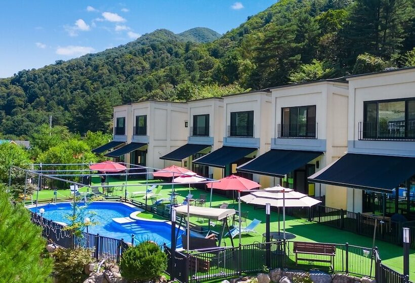 Pension (Hôtel basse catégorie) Gapyeong Belleuangjyu Aegyeonpensyeon