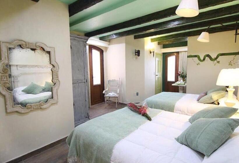 Alondra Hotel Boutique