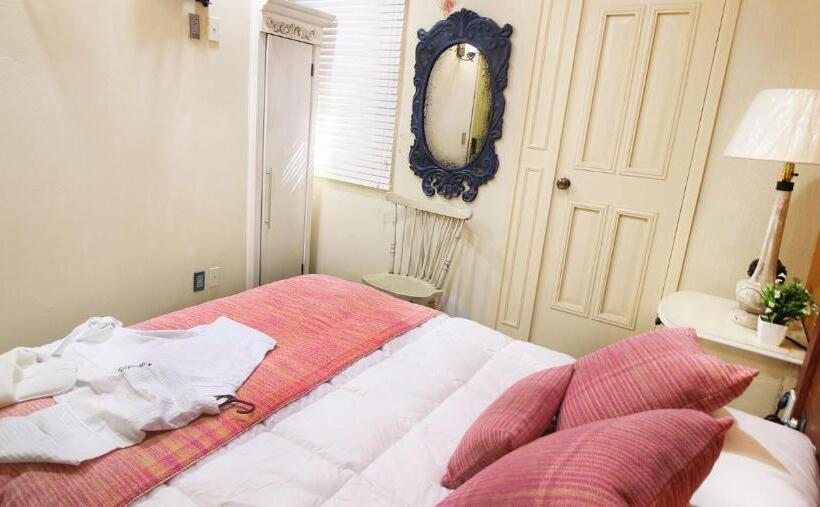 Alondra Hotel Boutique