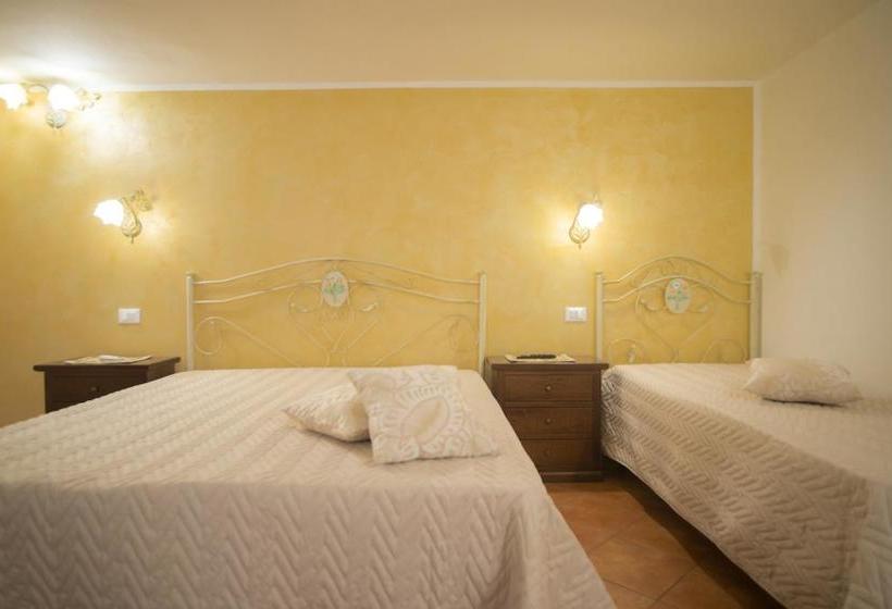 مبيت وإفطار Corte Dell'immacolata Al Mare