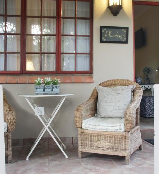 ベッドアンドブレックファースト Farmhouse Lodge