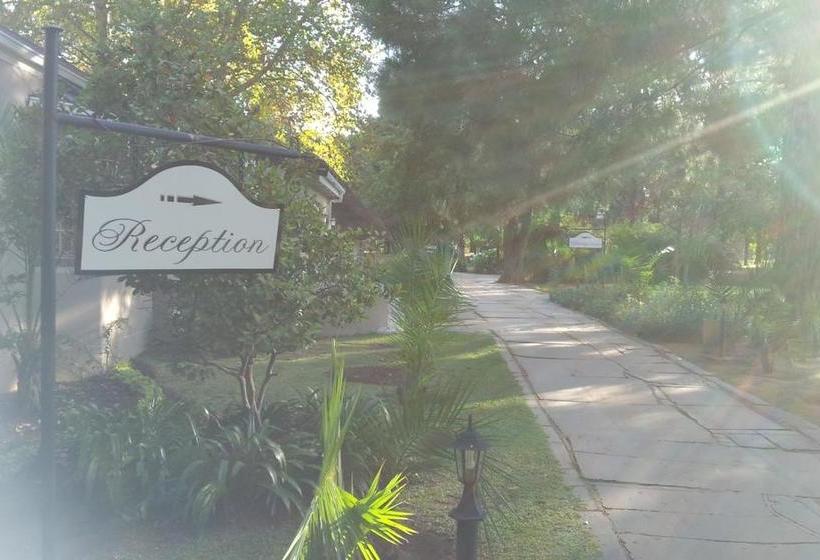 ベッドアンドブレックファースト Farmhouse Lodge