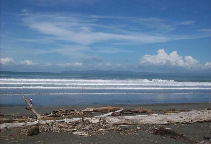 تختخواب و صبحانه Forest Lodge