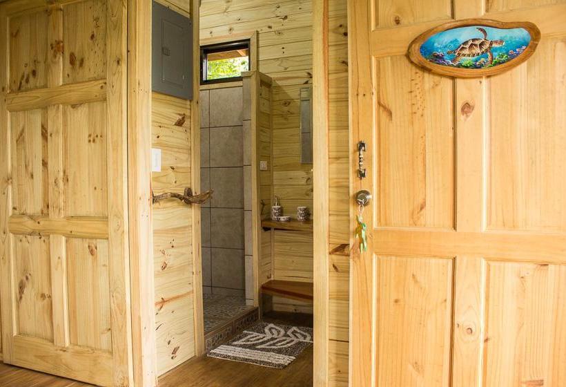 تختخواب و صبحانه Forest Lodge