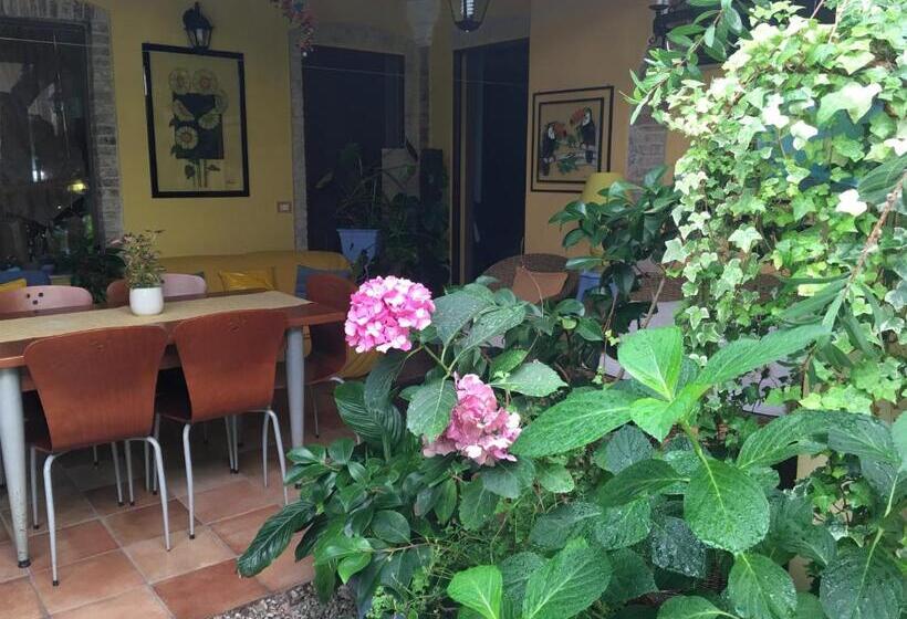 住宿加早餐 L'angolo Antico