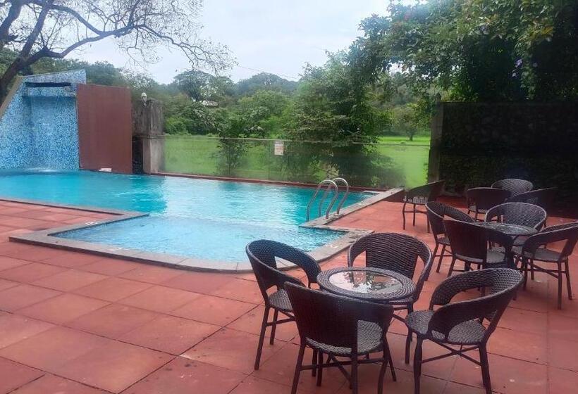 مبيت وإفطار Triose Boutique Hotel Lonavala