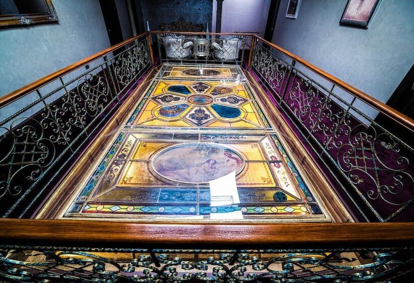 ホテル 5 Continents