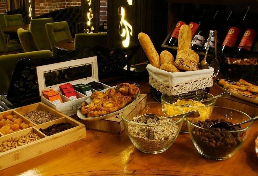 ホテル 5 Continents