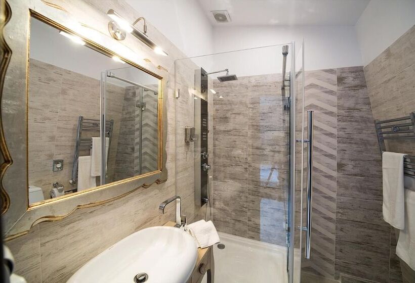 ホテル 5 Continents