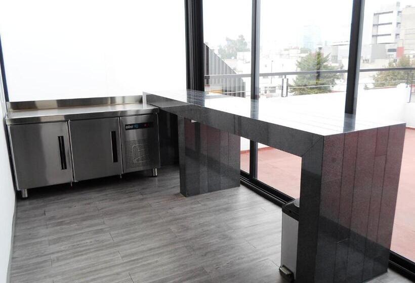 هتل Armonik Suites By Casanevo