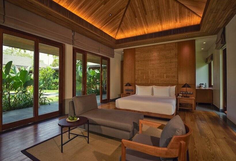 هتل Legacy Mekong