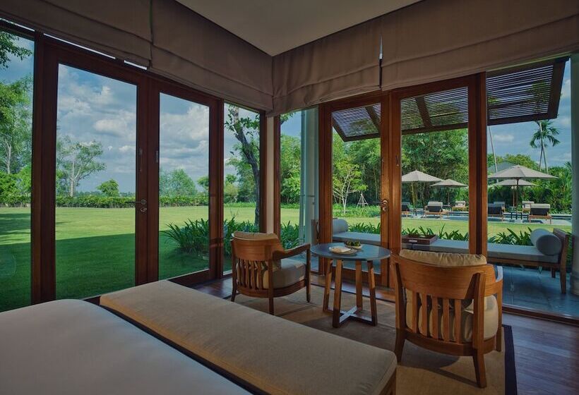 هتل Legacy Mekong