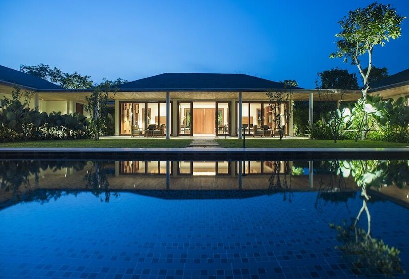 هتل Legacy Mekong