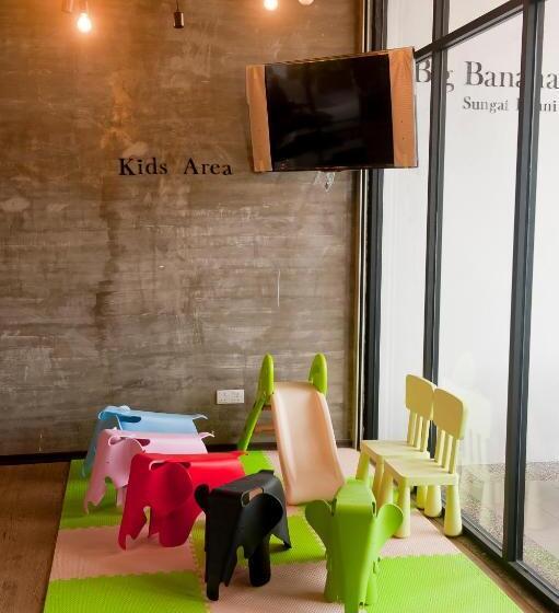 Отель Big Banana