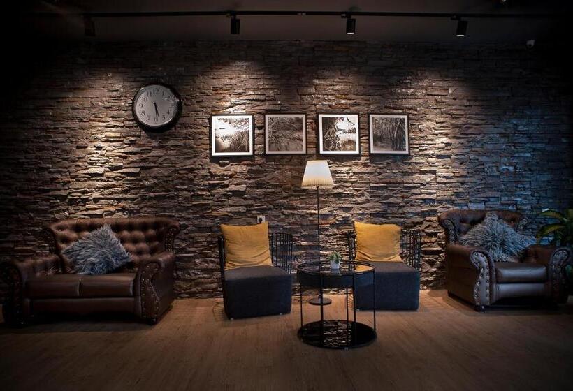 Отель Big Banana