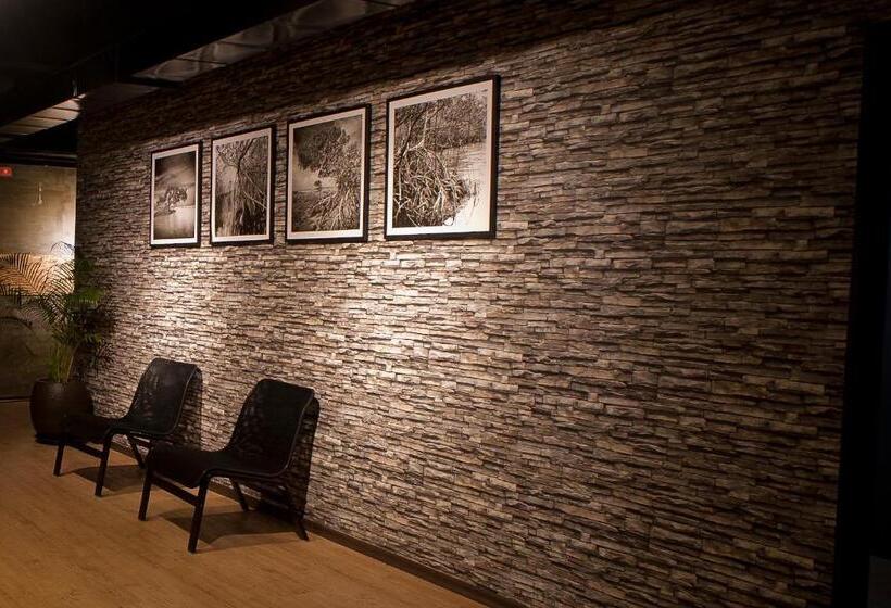 Отель Big Banana