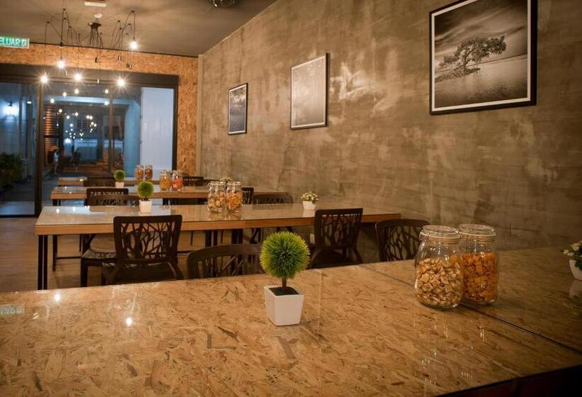 Отель Big Banana