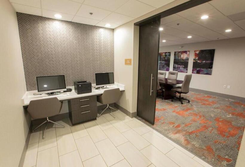 فندق Candlewood Suites Mcdonough, An Ihg