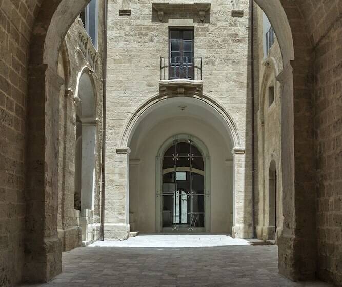 فندق Castello Di Ugento