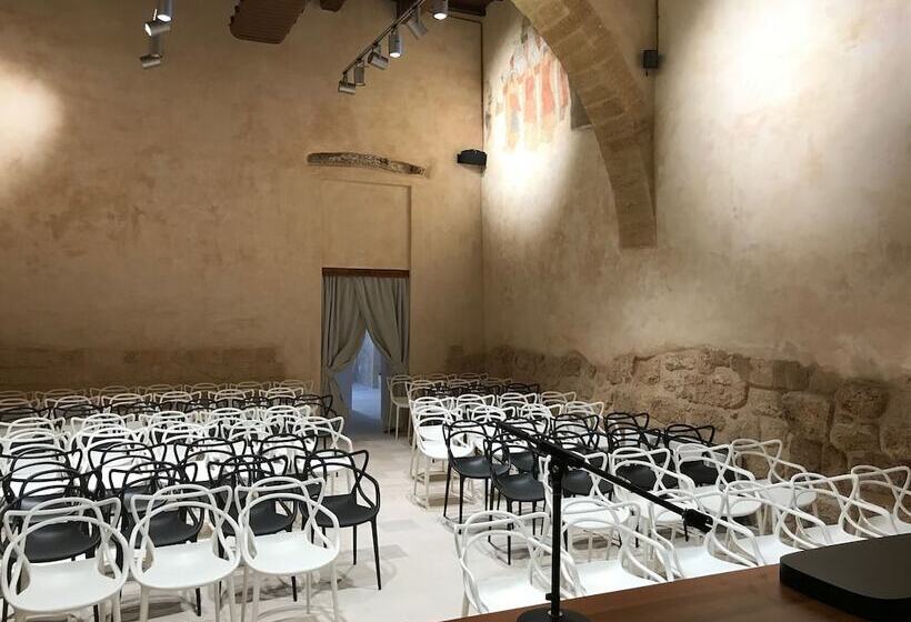 فندق Castello Di Ugento