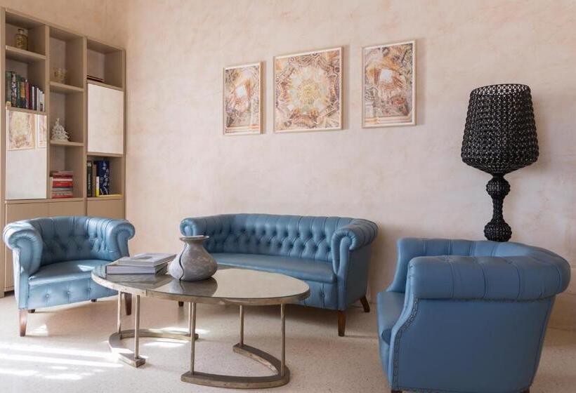 فندق Castello Di Ugento