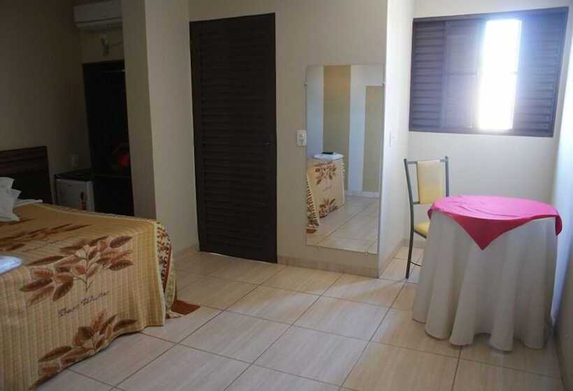 호텔 Colorado Plaza