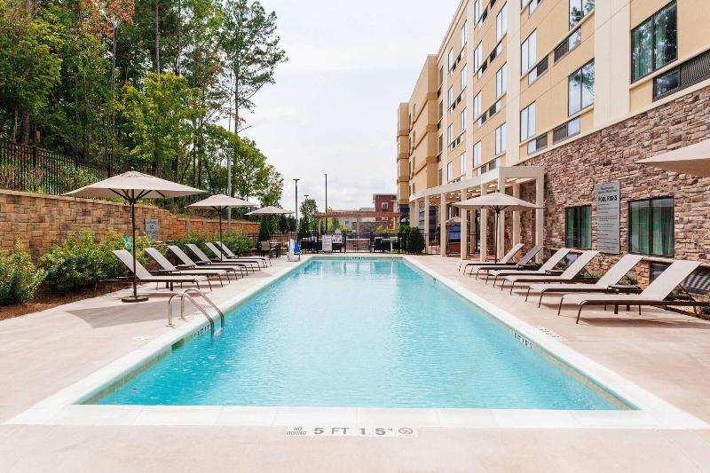 فندق Courtyard By Marriott Atlanta Lithia Springs