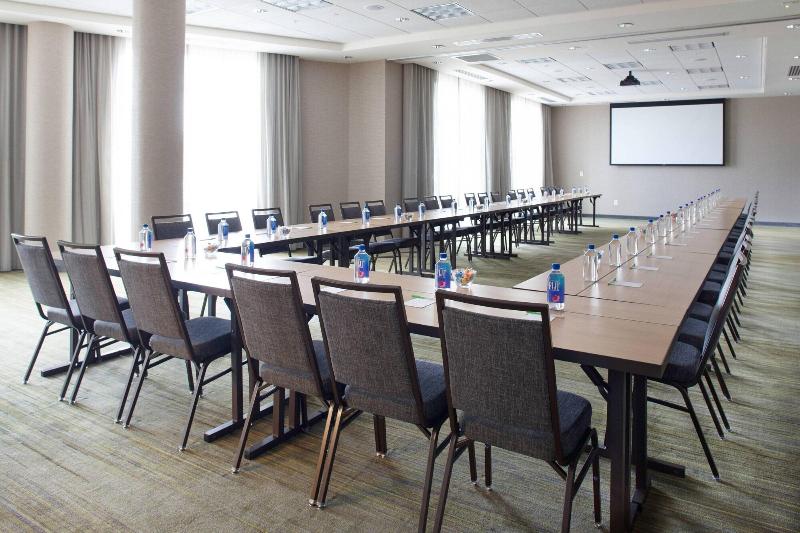 ホテル Courtyard By Marriott Atlanta Lithia Springs